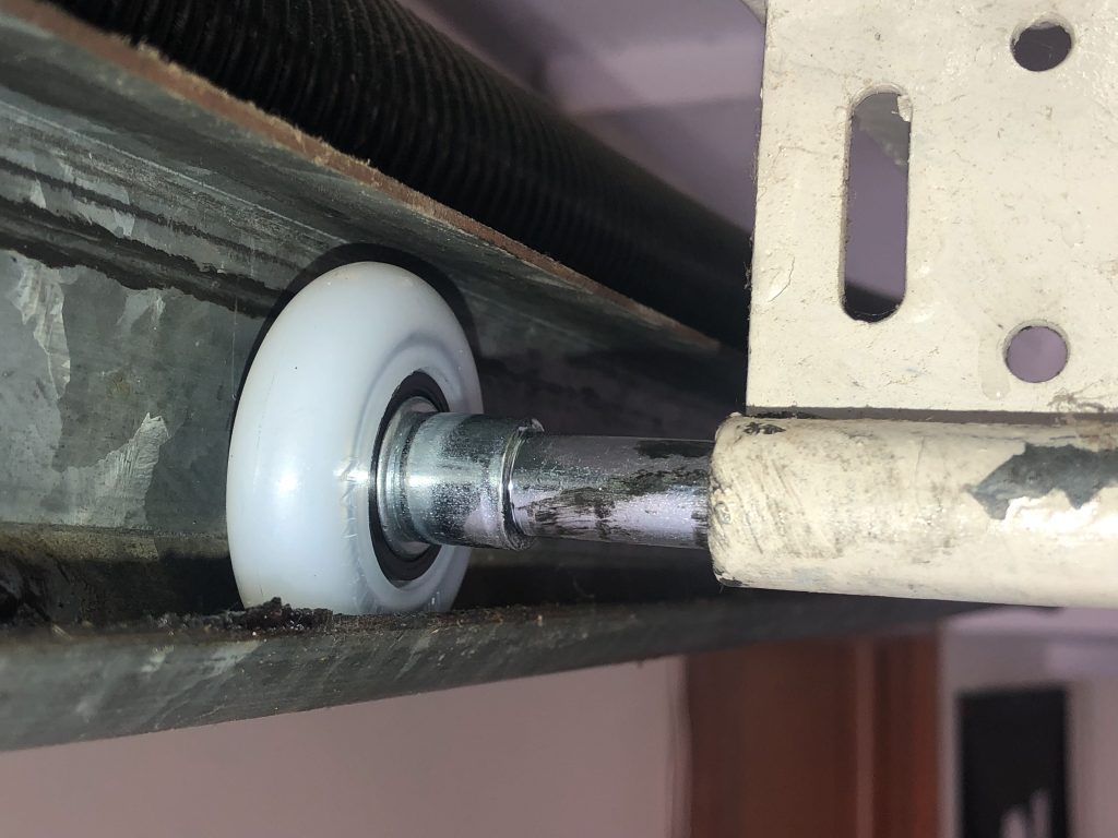 Garage Door Roller Replacement Roca